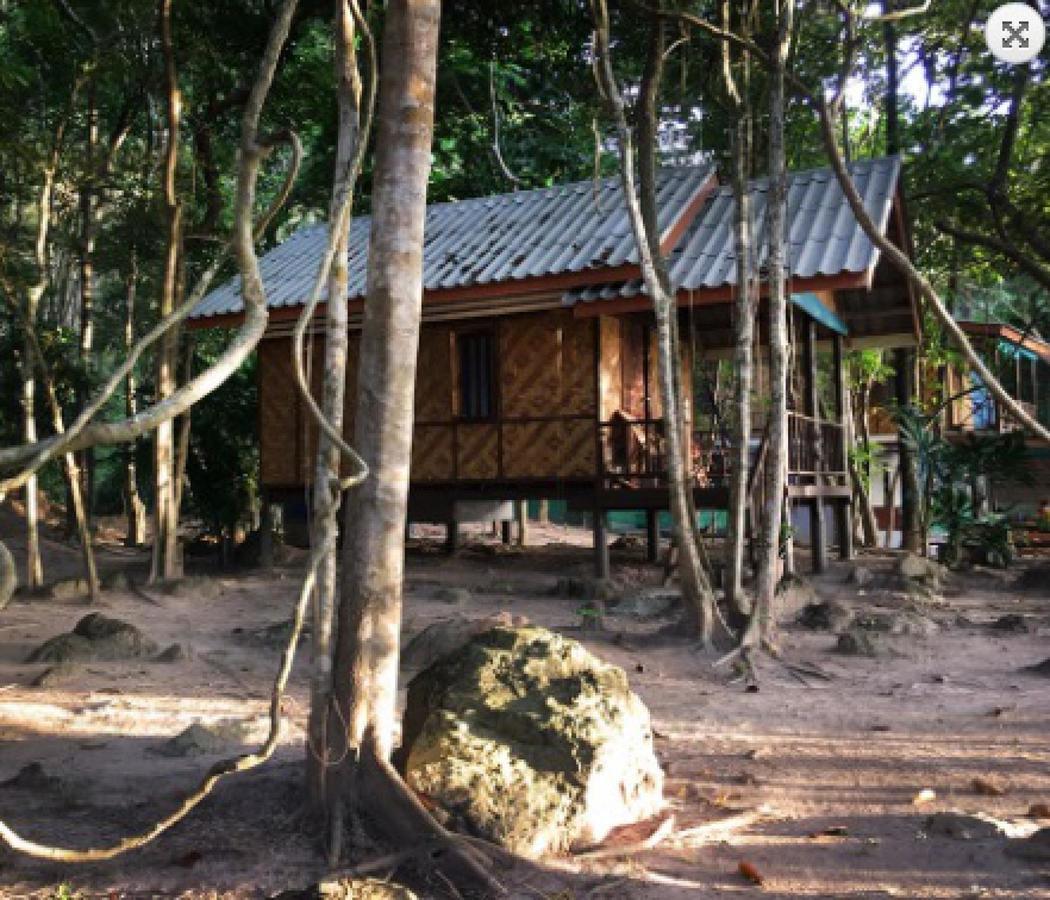 Rock View Terrace Hotel Koh Jum Exterior photo